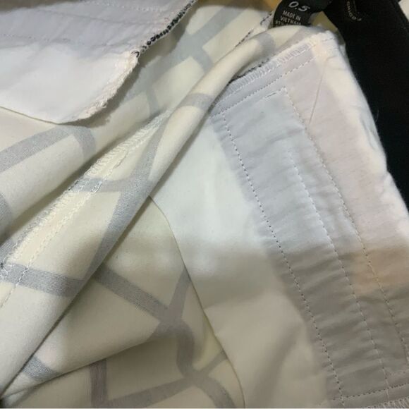 Black Label by Chico's White and Black checkered Pants (Size 0.5) 6.5 US - Picture 7 of 11